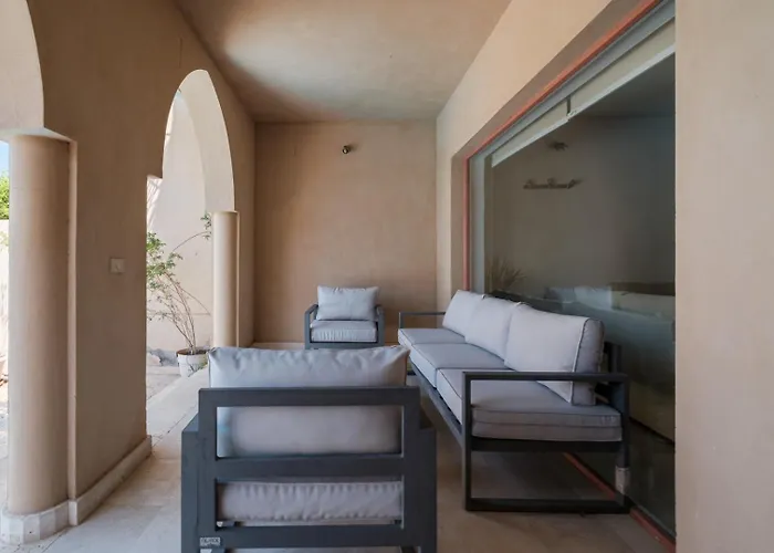 Apartment 2br New Marina Retreat • Private Pool Hurghada