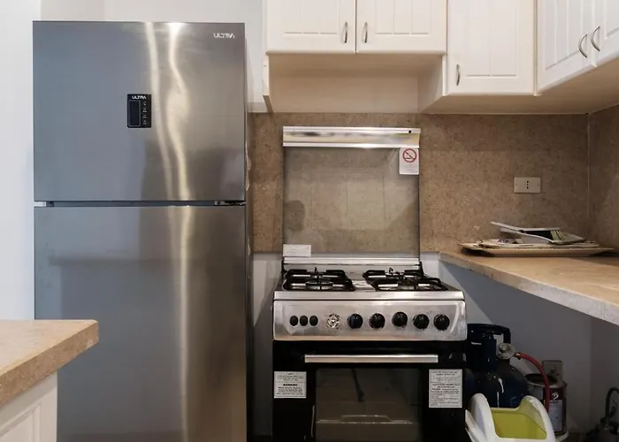 2br New Marina Retreat • Private Pool Apartment
