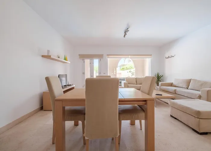 Apartment 2br New Marina Retreat • Private Pool *
