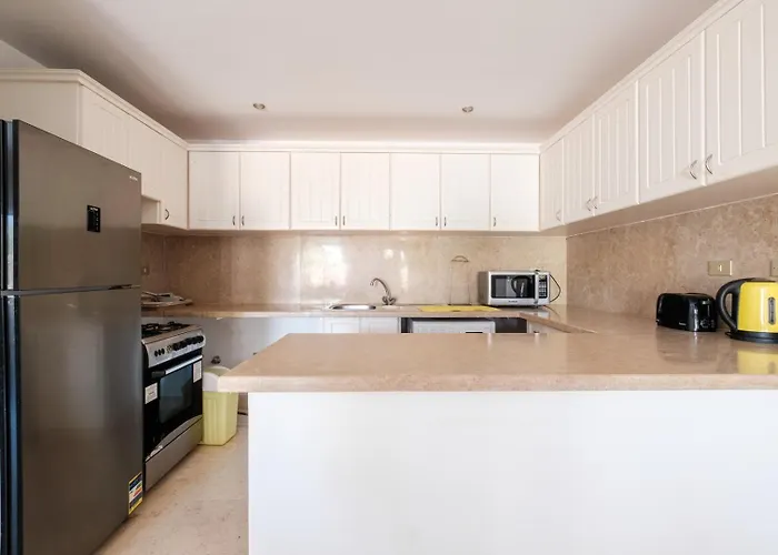 Apartment 2br New Marina Retreat • Private Pool *