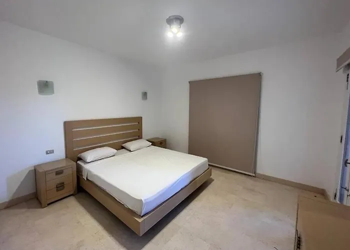 2br New Marina Retreat • Private Pool